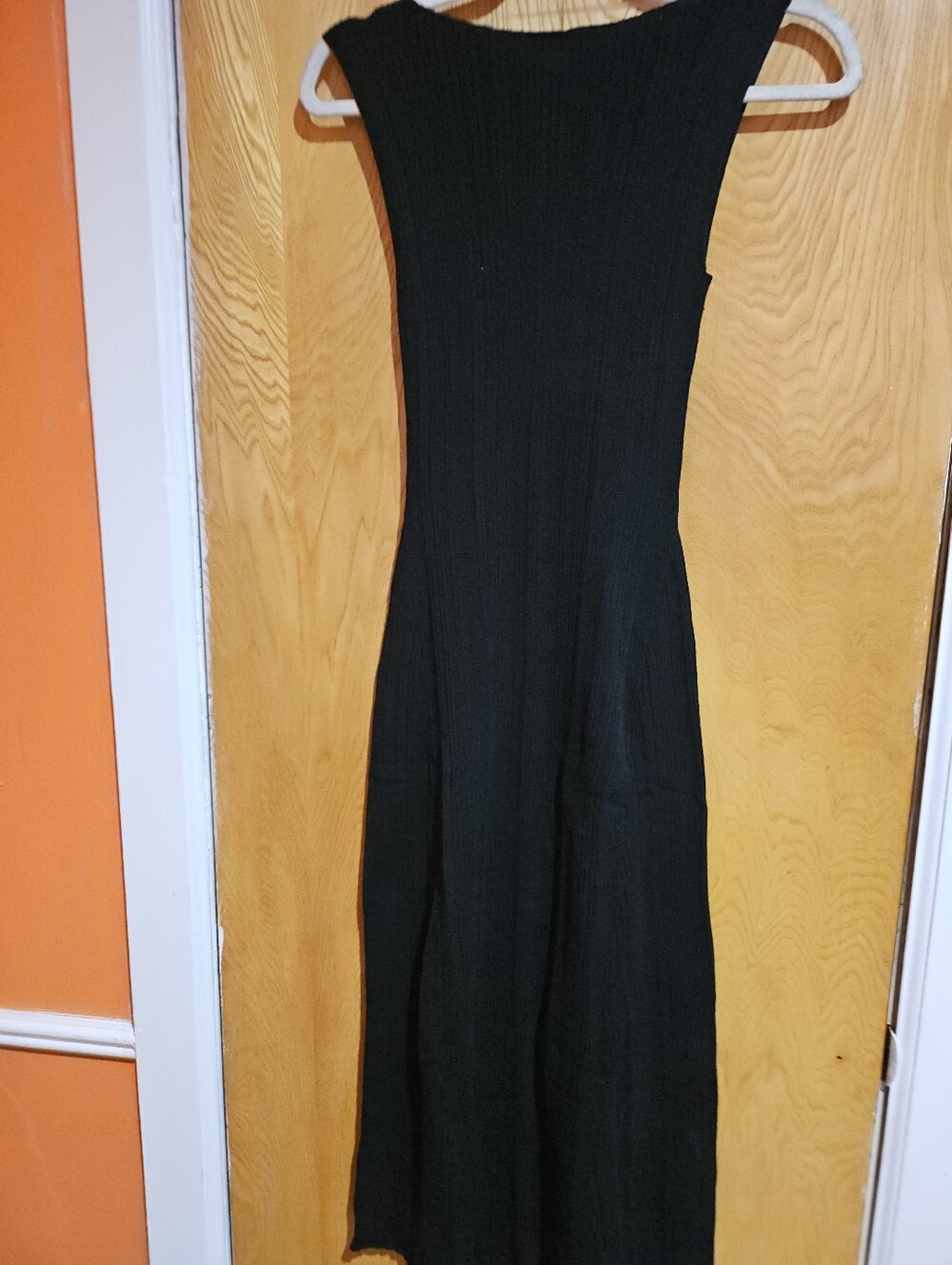 Black Ribbed Sleeveless Women’s Dress